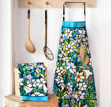 Load image into Gallery viewer, Modgy 100% Cotton Tiffany Field Of Lilies Apron - Have To Have It NZ